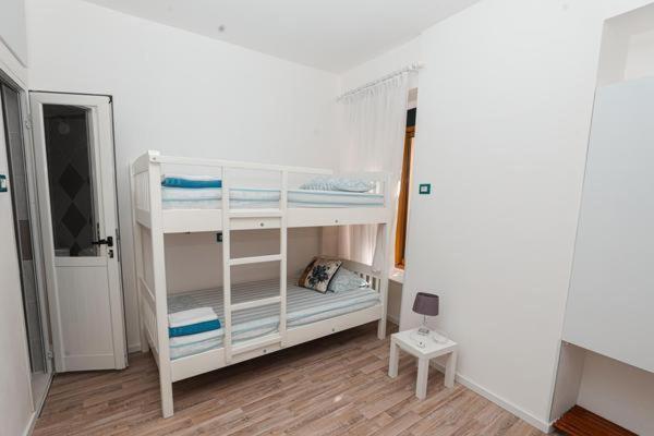 Nana Hostel Vlorë Buitenkant foto